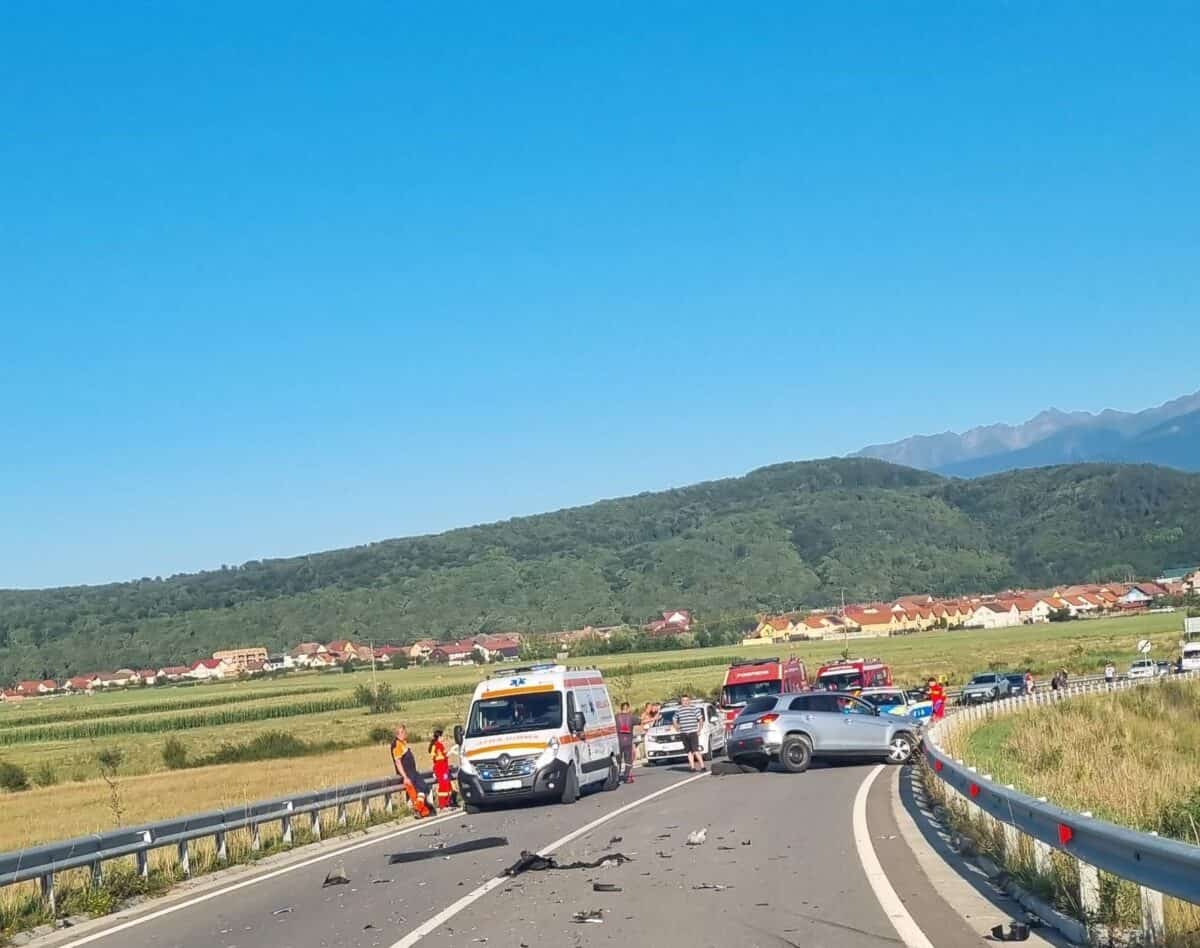 accident între sadu și tălmaciu. două tinere, transportate la spital