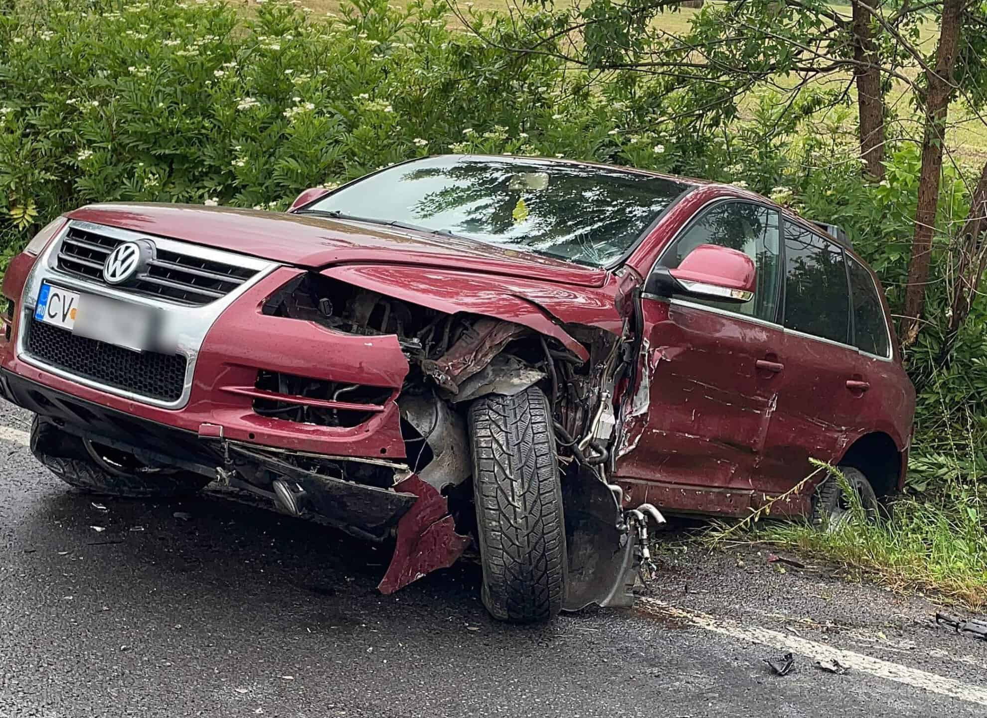 accident grav între două mașini și un tir pe dn14 între ruși și șeica mare (video, foto)