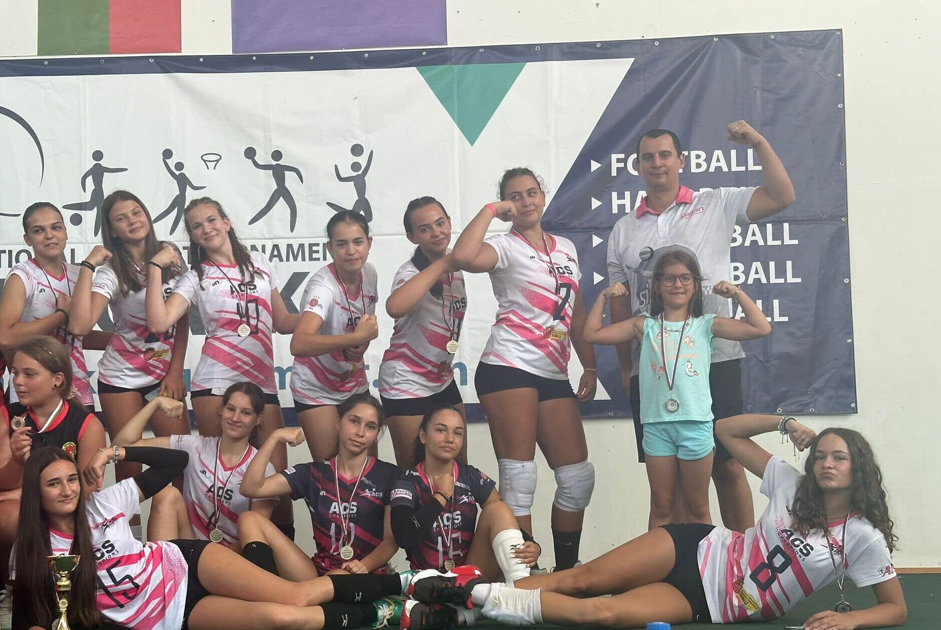 Echipa de volei Champions Sibiu, pe locul 2 la participarea pentru prima dată la o competiție internațională echipa de volei champions sibiu, pe locul 2 la participarea pentru prima dată la o competiție internațională
