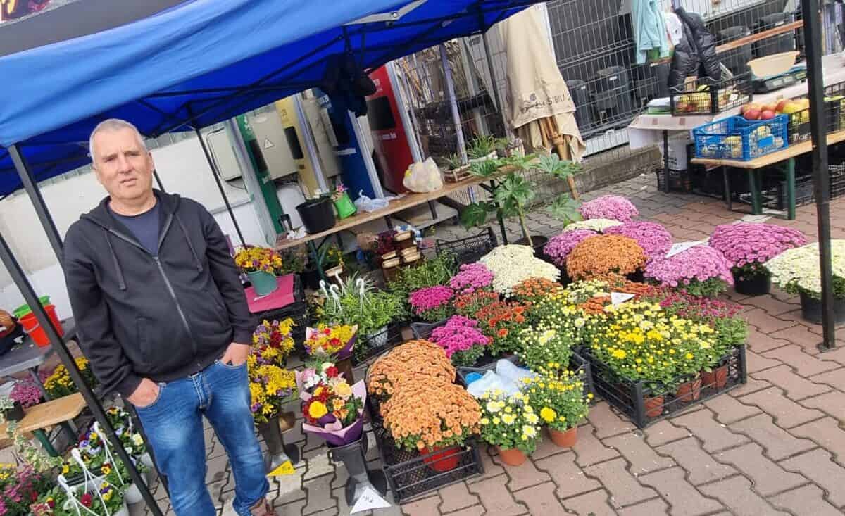 povestea domnului barbu, meșterul florilor din piața volantă transilvania (foto)