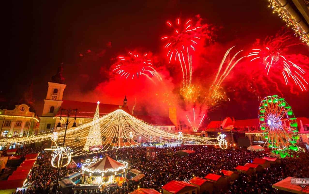 cum sărbătoresc sibienii revelionul 2025. între familie, la cabane, sau în piața mare (video)