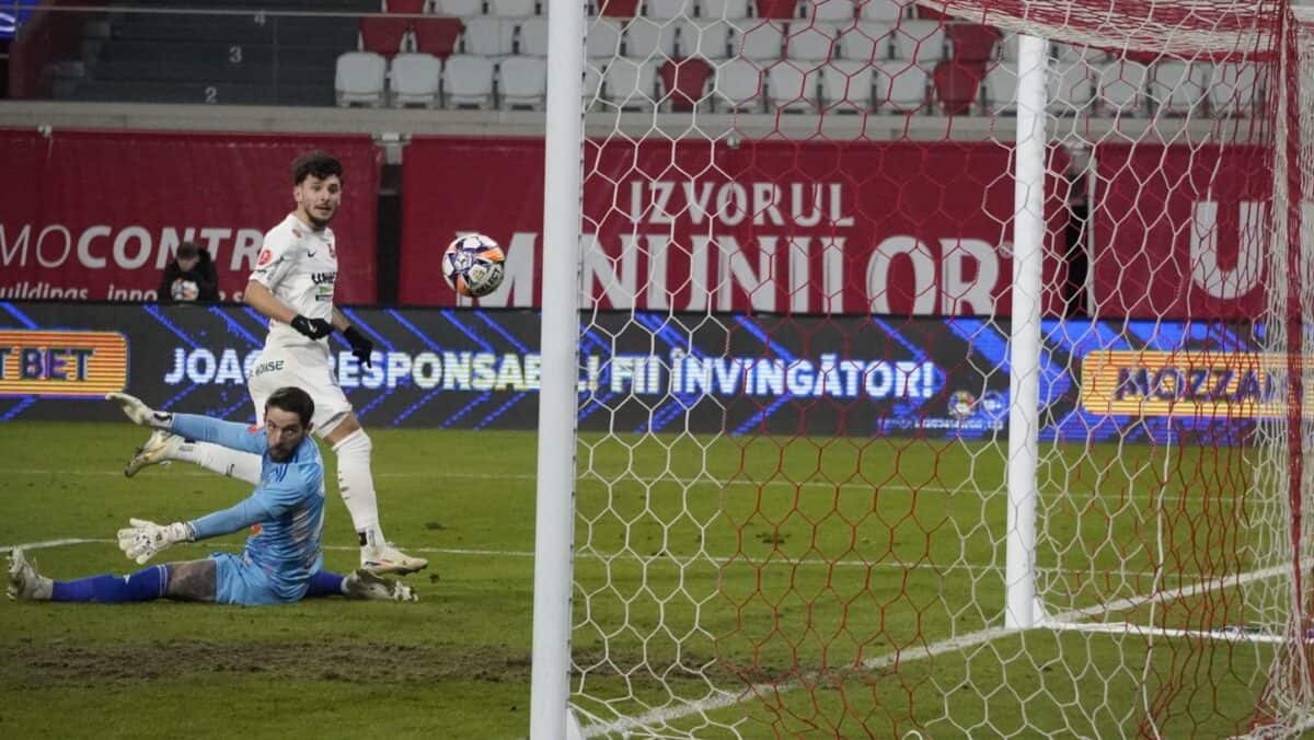 victorie fabuloasă pentru fc hermannstadt. ianis stoica, hat-trick cu sepsi (video foto)