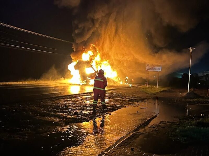 încă o tragedie pe dn7. doi oameni au murit într-un accident grav, joi dimineață (foto)