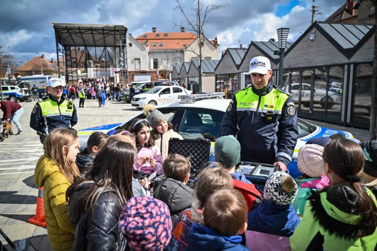 mesajul primarului sibiului pentru polițiști de ziua poliției. “e un moment bun să le spunem: mulțumim”