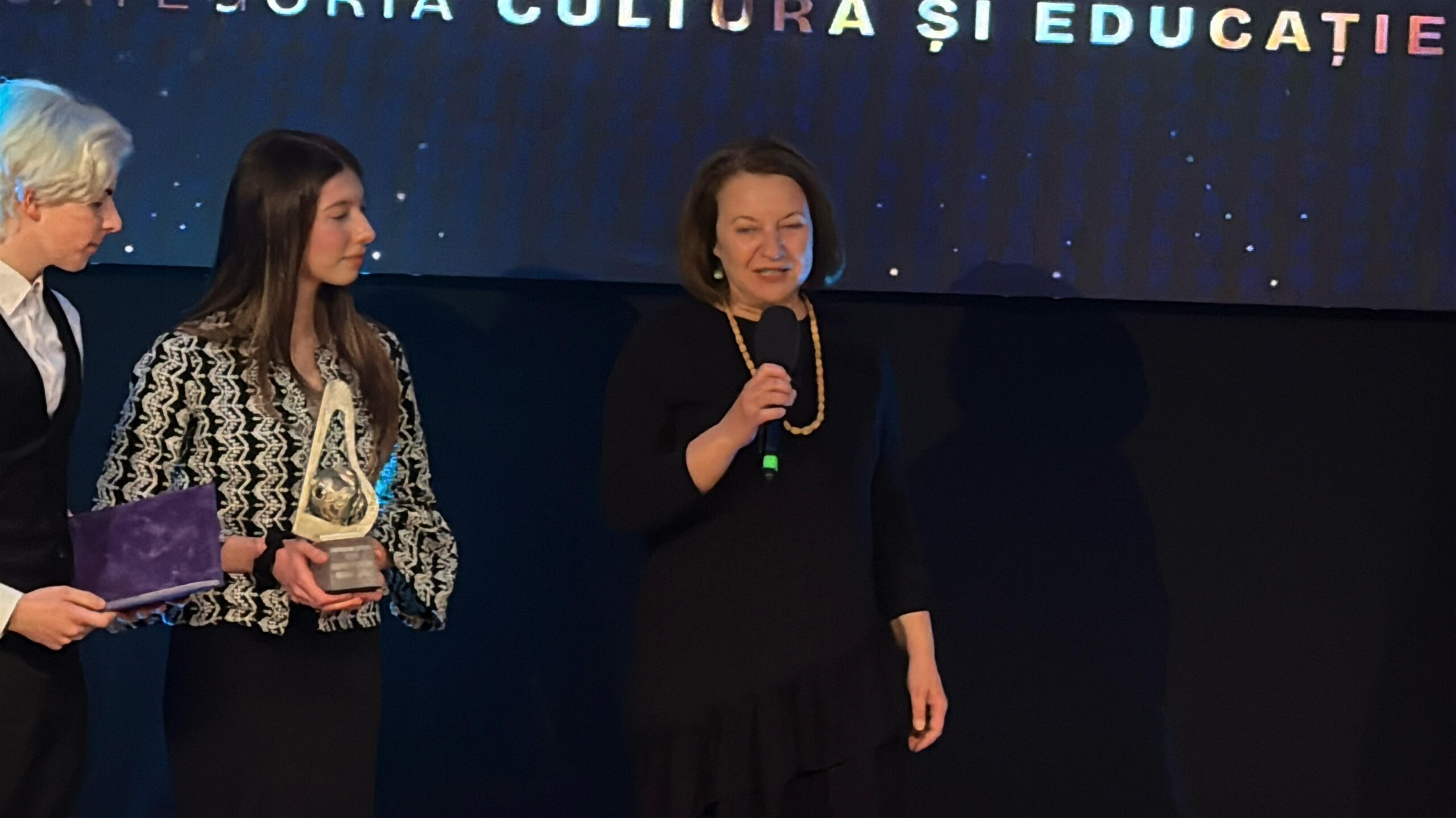 sibiul, locul doi la gala „destinația anului 2025”. premii importante pentru muzeul astra, biertan și brambura park (foto, video)